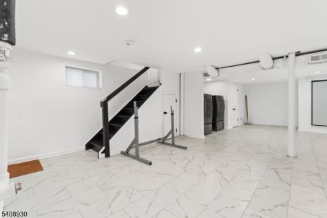 148 Freeman Avenue East Orange NJ 07018