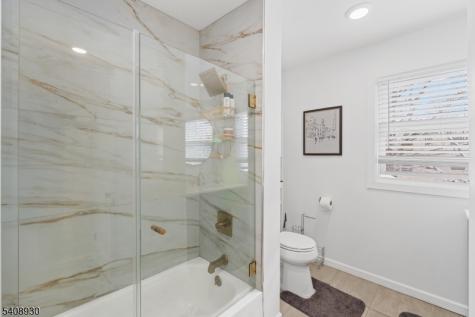 148 Freeman Avenue East Orange NJ 07018