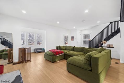 148 Freeman Avenue East Orange NJ 07018