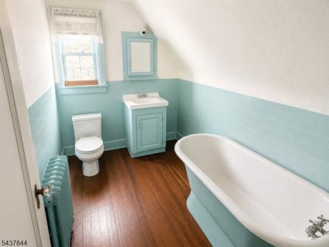 38 Alexander Avenue Nutley NJ 07110