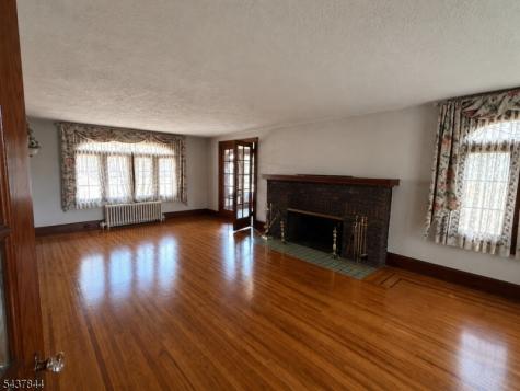 38 Alexander Avenue Nutley NJ 07110