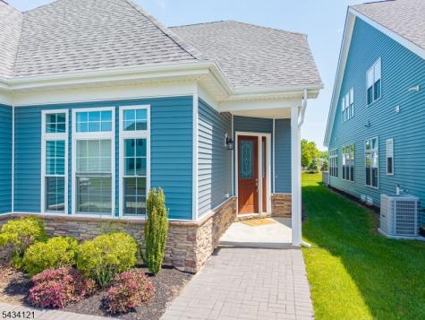 22 Samjan Circle Robbinsville NJ 08520