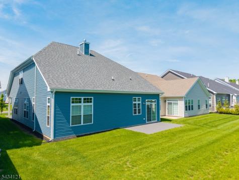 22 Samjan Circle Robbinsville NJ 08520