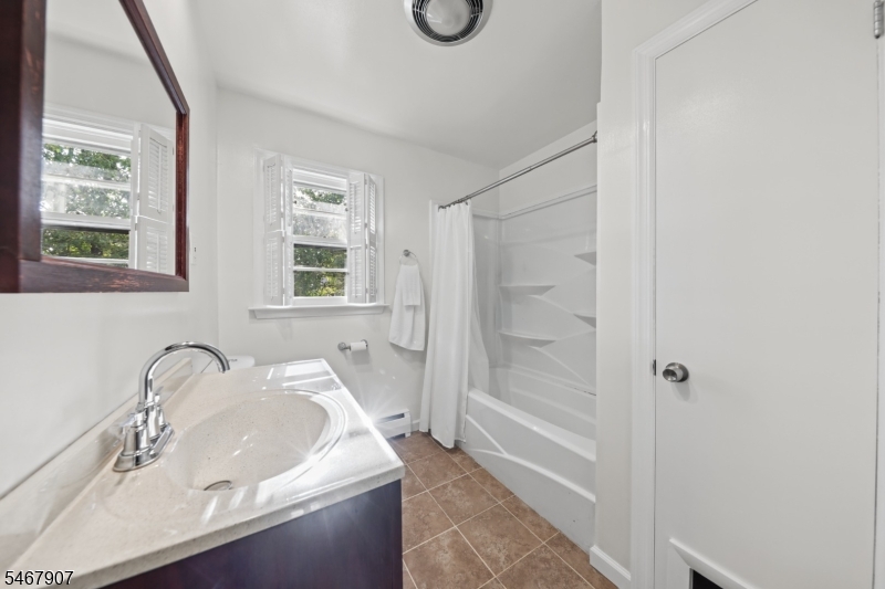 14 Condit Street Newton NJ 07860