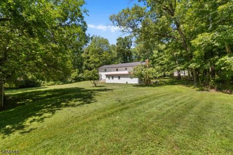 89 Ridge Road Frankford NJ 07826