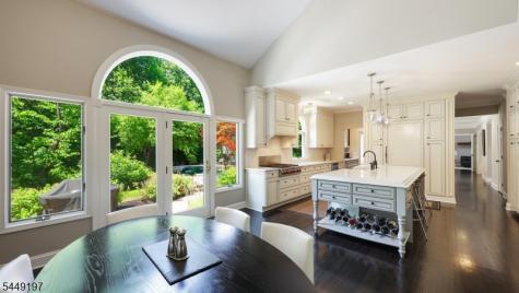 16 Chesterfield Drive Warren NJ 07059
