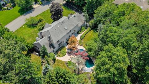 16 Chesterfield Drive Warren NJ 07059