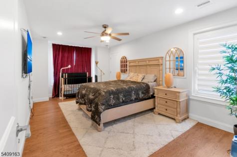 112 E 12th Street Linden NJ 07036