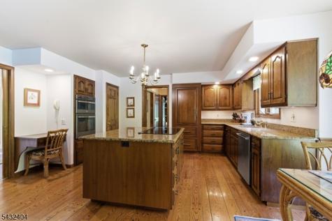 13 Hamden Road Franklin NJ 08822