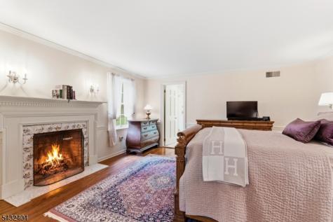 13 Hamden Road Franklin NJ 08822