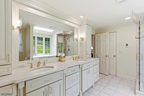 13 Hamden Road Franklin NJ 08822