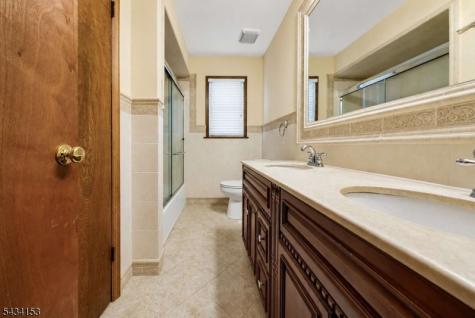 1 Winchester Drive Scotch Plains NJ 07076