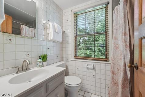 1 Seneca Place Montclair NJ 07043
