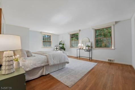 1 Seneca Place Montclair NJ 07043