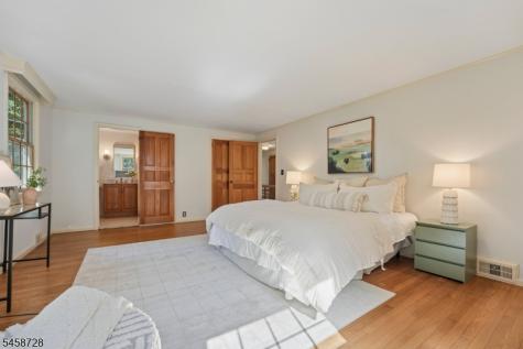 1 Seneca Place Montclair NJ 07043