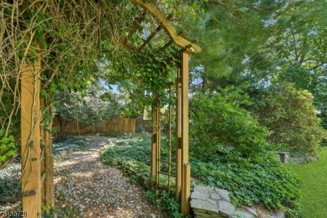 1 Seneca Place Montclair NJ 07043