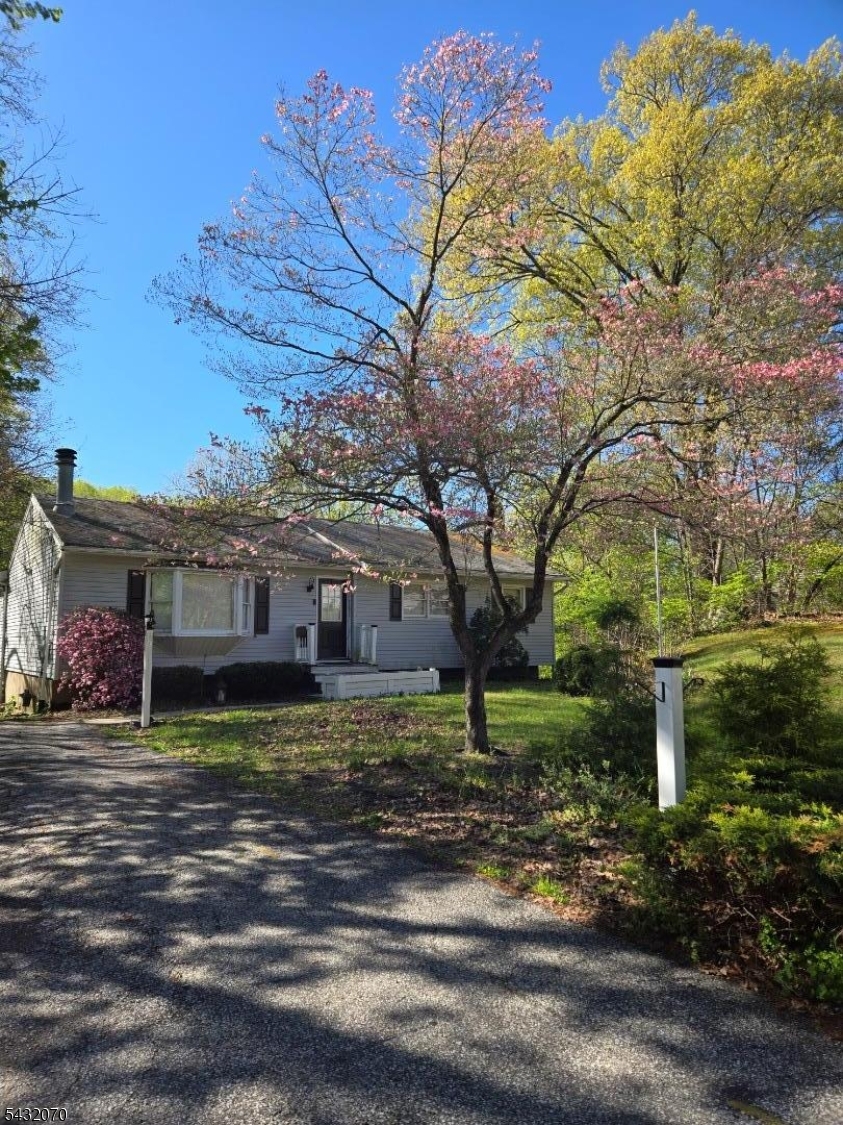 47 Woodland Drive Vernon NJ 07462