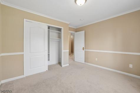 5 Hidden Valley Way Franklin NJ 08802