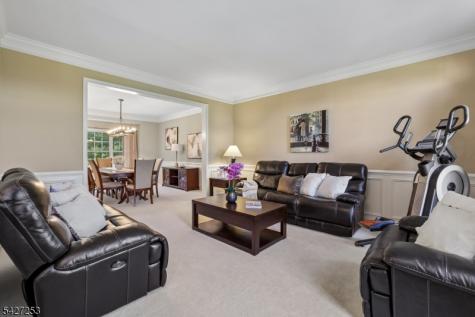 5 Hidden Valley Way Franklin NJ 08802