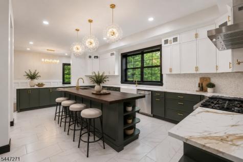49 Northwood Road Hopatcong NJ 07849