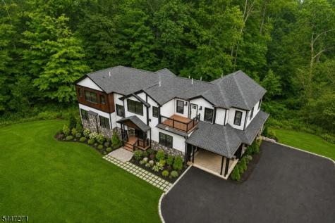 49 Northwood Road Hopatcong NJ 07849