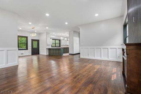 49 Northwood Road Hopatcong NJ 07849
