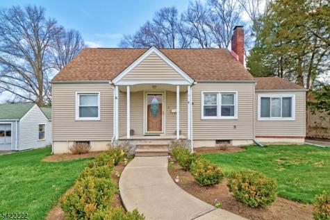 11 Barnida Drive East Hanover NJ 07936