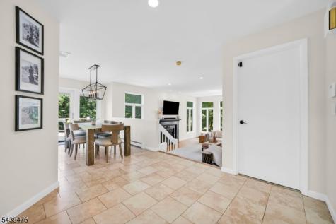11 Hemlock Lane Kinnelon NJ 07405