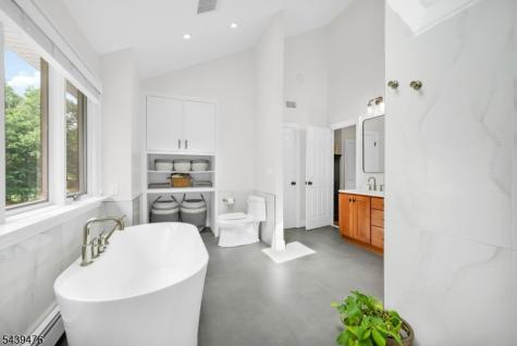 11 Hemlock Lane Kinnelon NJ 07405