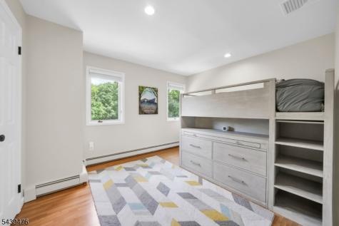 11 Hemlock Lane Kinnelon NJ 07405