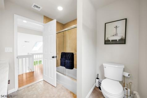 11 Hemlock Lane Kinnelon NJ 07405
