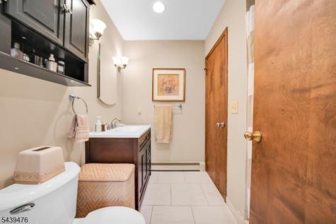 11 Hemlock Lane Kinnelon NJ 07405