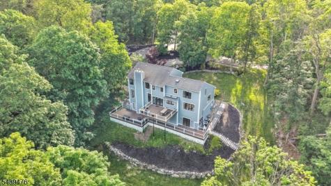 11 Hemlock Lane Kinnelon NJ 07405