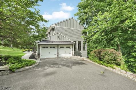 11 Hemlock Lane Kinnelon NJ 07405