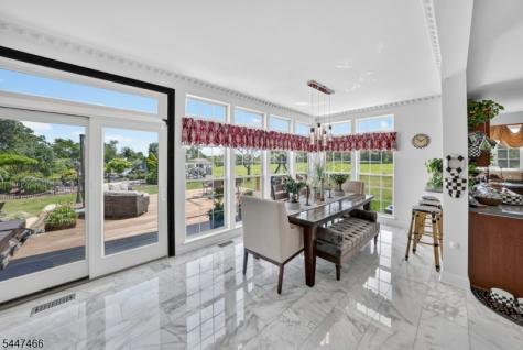 3 Surrey Way Alexandria NJ 08867