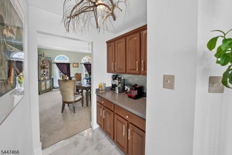 3 Surrey Way Alexandria NJ 08867