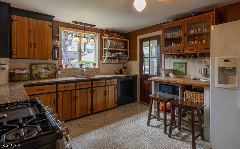 51 Perry Street Lambertville NJ 08530