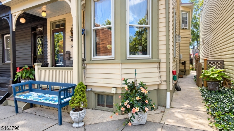 51 Perry Street Lambertville NJ 08530