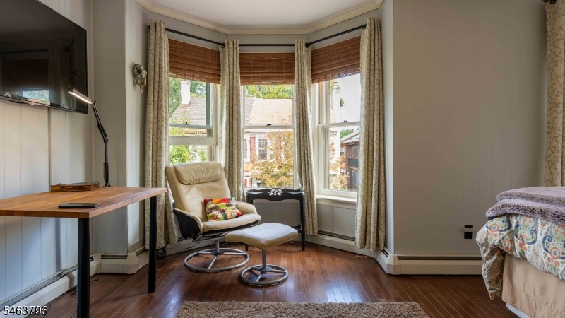 51 Perry Street Lambertville NJ 08530