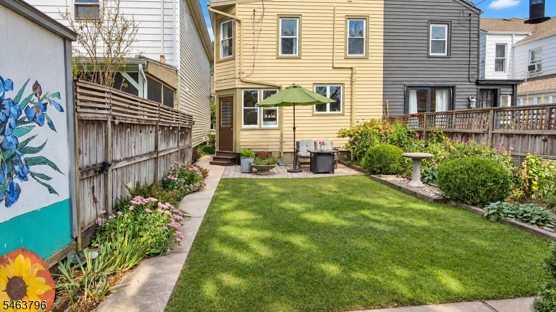 51 Perry Street Lambertville NJ 08530