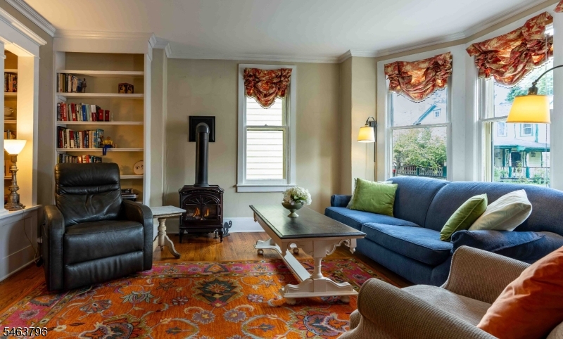 51 Perry Street Lambertville NJ 08530