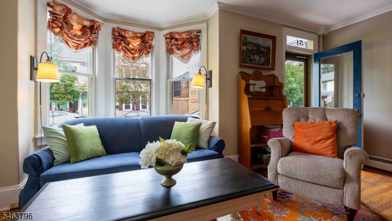 51 Perry Street Lambertville NJ 08530