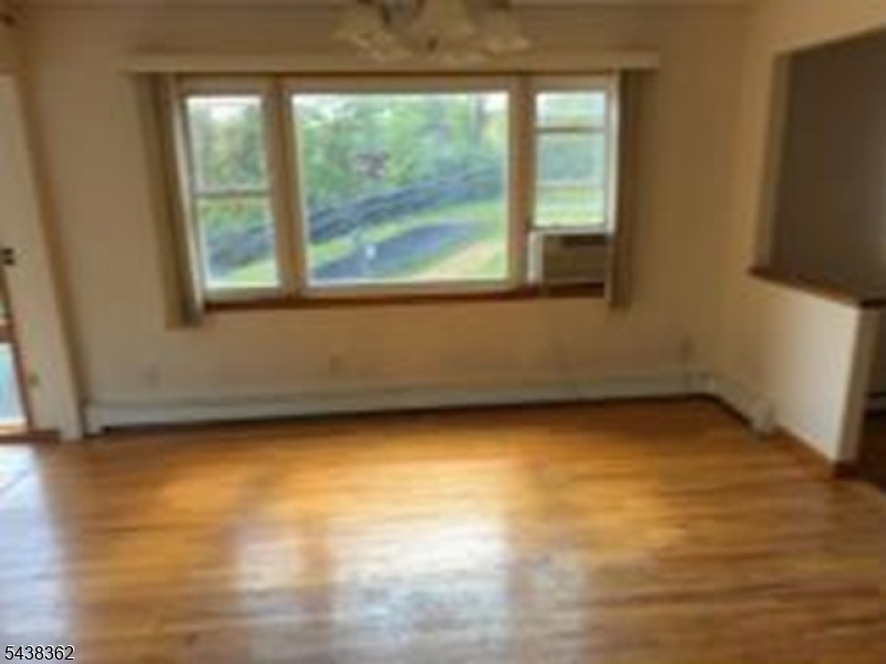 16 W Owassa Turnpike Frankford NJ 07860