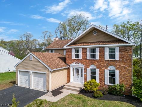 17 Denbigh Drive Franklin NJ 08873
