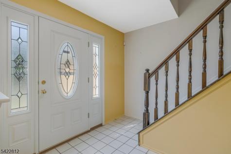17 Denbigh Drive Franklin NJ 08873