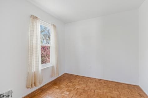 17 Denbigh Drive Franklin NJ 08873