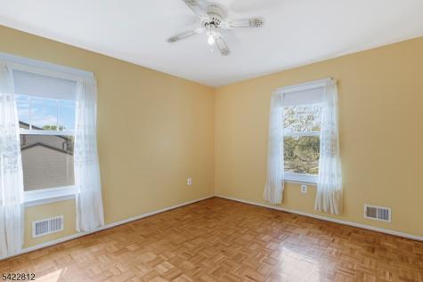 17 Denbigh Drive Franklin NJ 08873