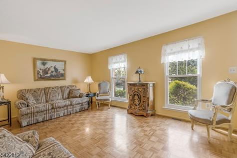 17 Denbigh Drive Franklin NJ 08873