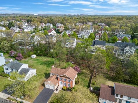 17 Denbigh Drive Franklin NJ 08873