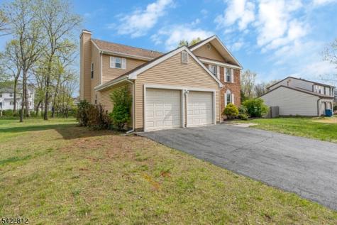 17 Denbigh Drive Franklin NJ 08873